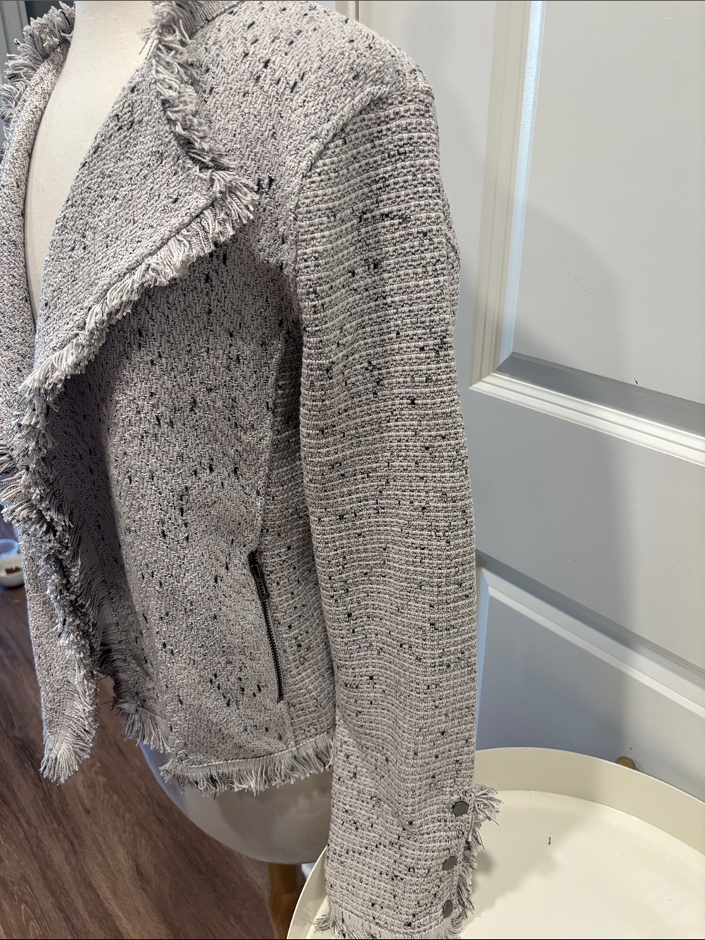 NIC+ZOE Light Gray Speckled Fringe Open-Front Cardigan NWT - Picture 4 of 10